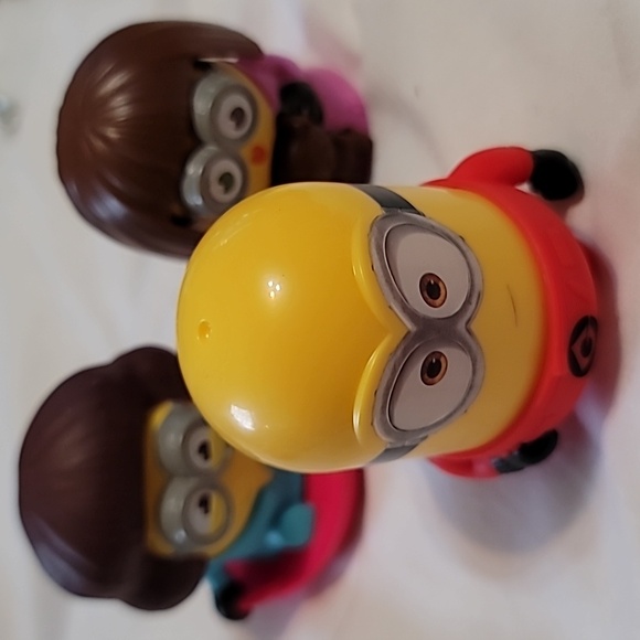 Set of 12 Minions (large) Figurines - Picture 1 of 8